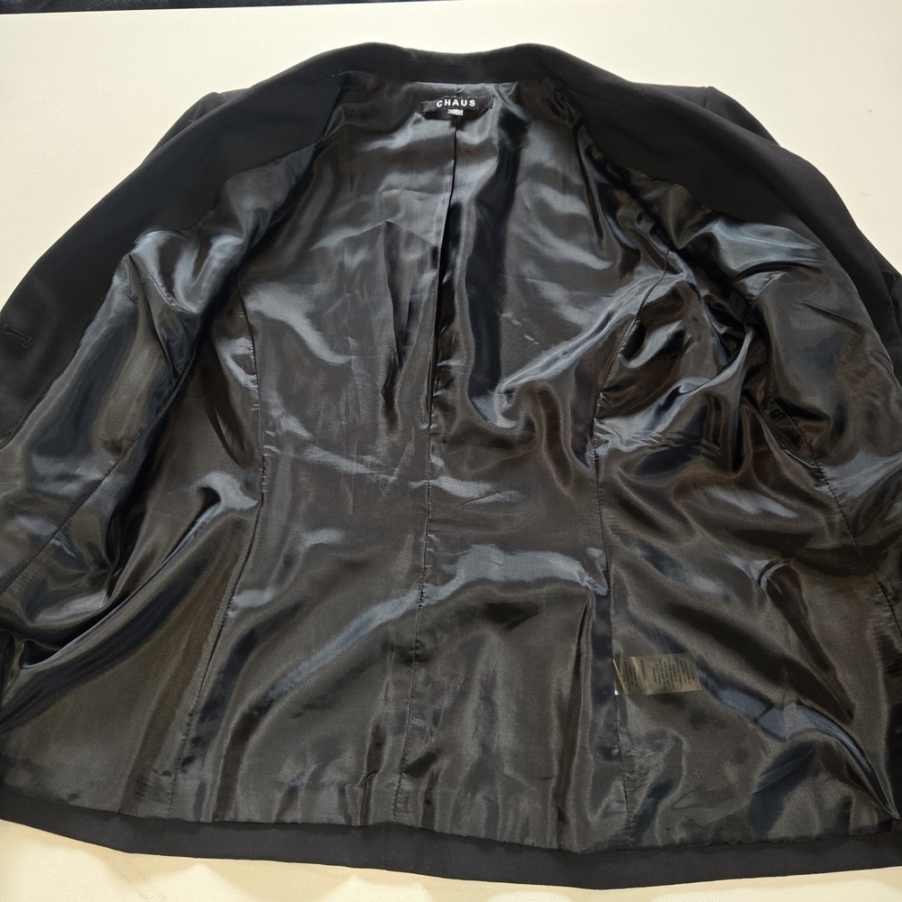 Chaus Black Three Button Notch Lapel Lined‎ Womens Classic Blazer Size 10 - Picture 9 of 11
